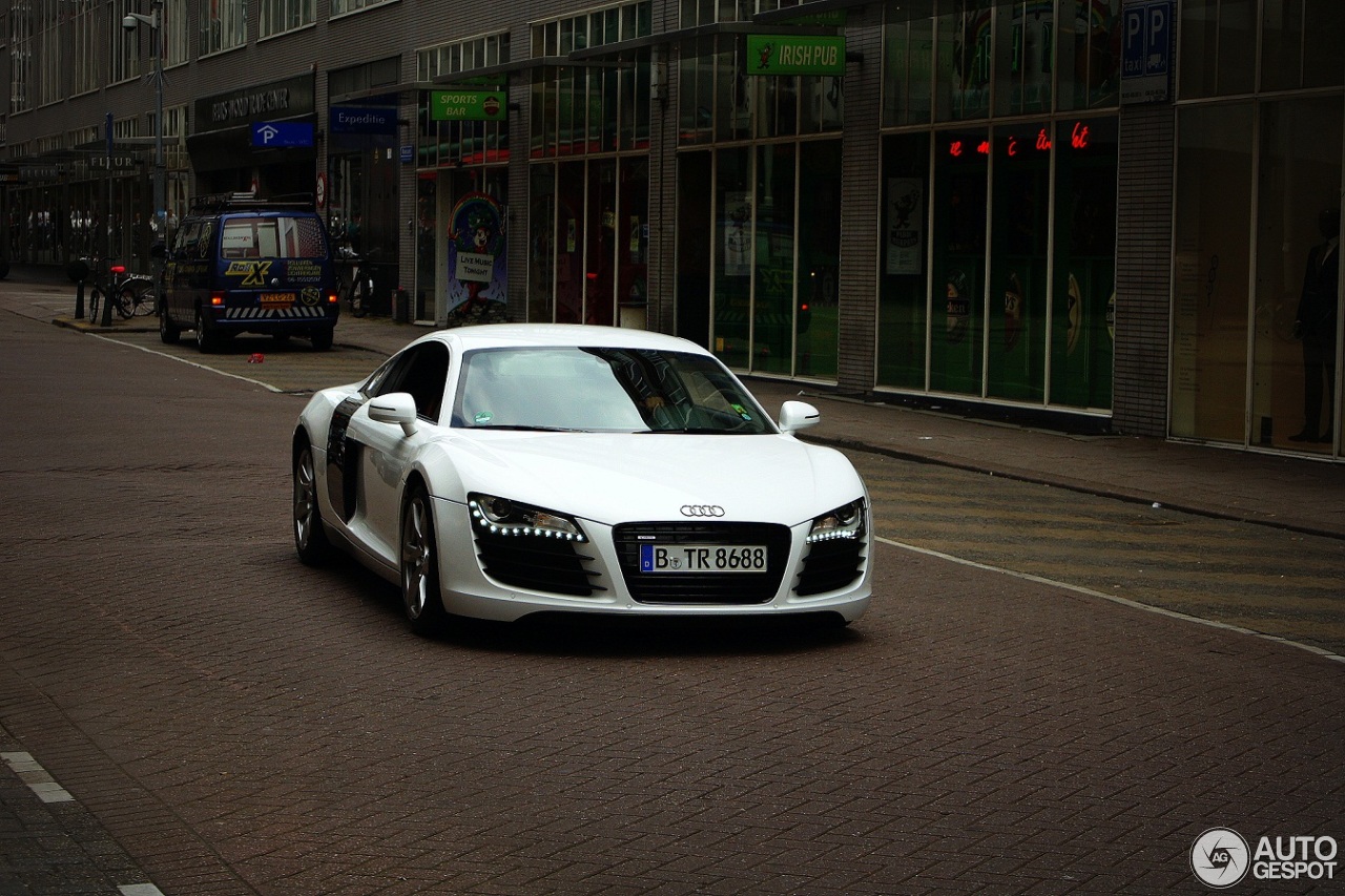 Audi R8