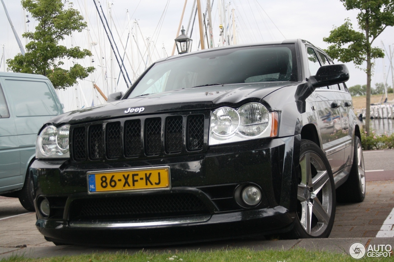 Jeep Grand Cherokee SRT-8 2005