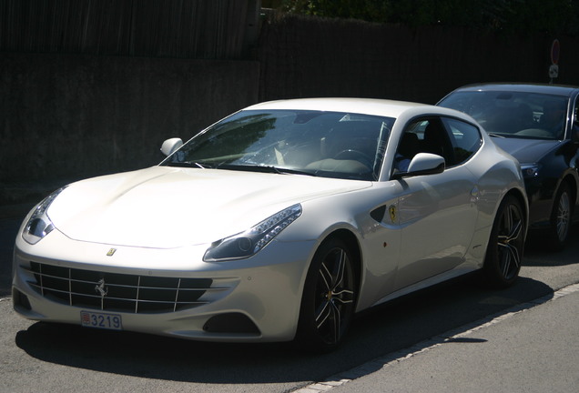 Ferrari FF