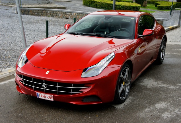 Ferrari FF