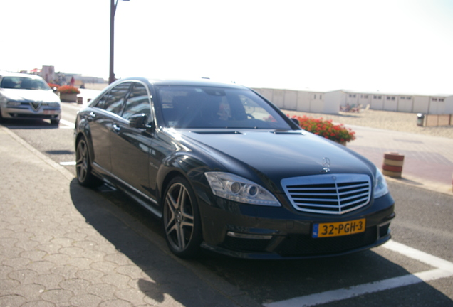 Mercedes-Benz S 63 AMG W221 2011