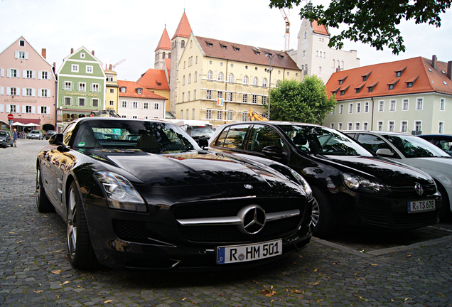 Mercedes-Benz SLS AMG