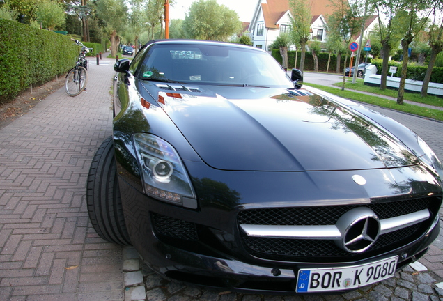 Mercedes-Benz SLS AMG Roadster