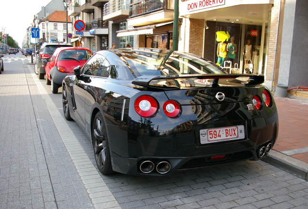 Nissan GT-R