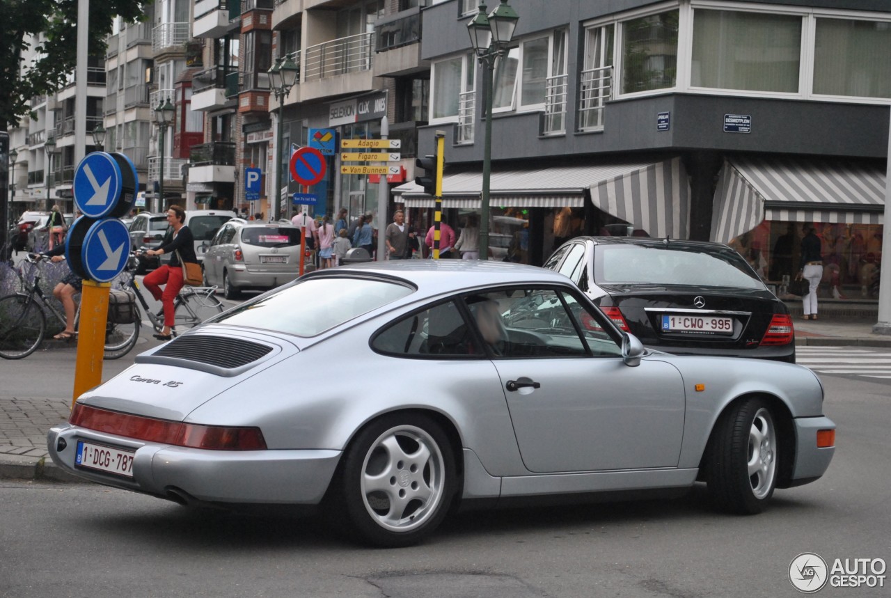 Porsche 964 Carrera RS