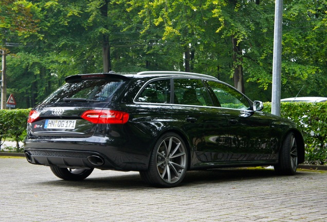 Audi RS4 Avant B8