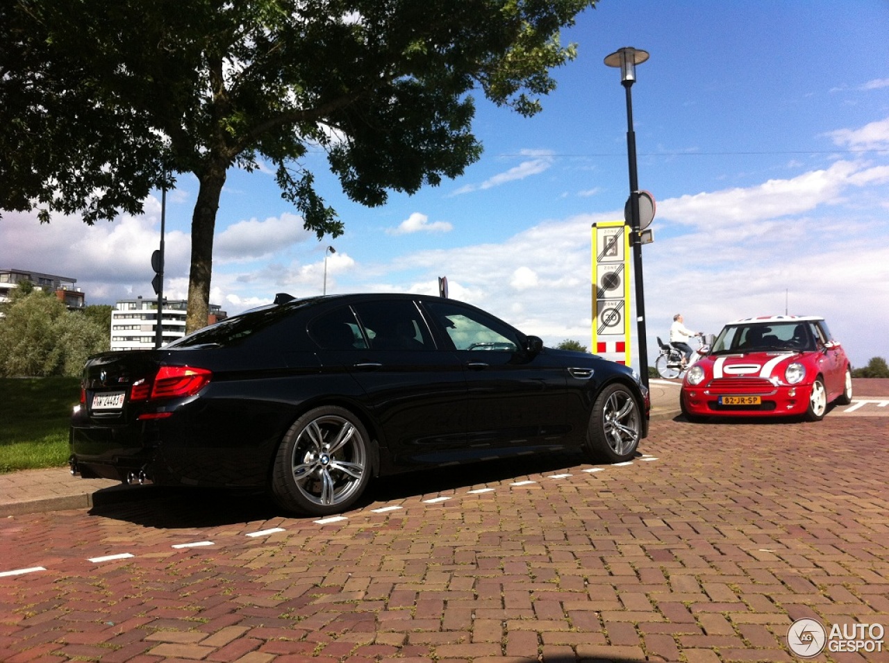 BMW M5 F10 2011