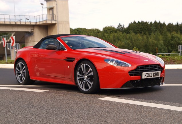 Aston Martin V12 Vantage Roadster