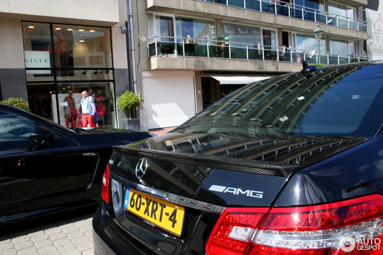 Mercedes-Benz E 63 AMG W212 V8 Biturbo