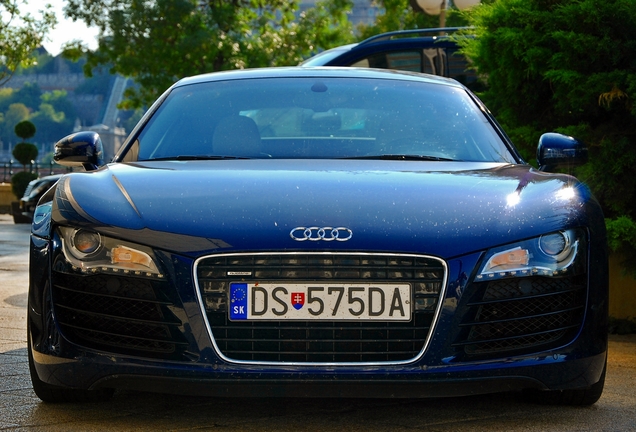 Audi R8