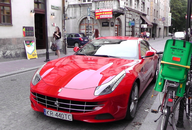 Ferrari FF