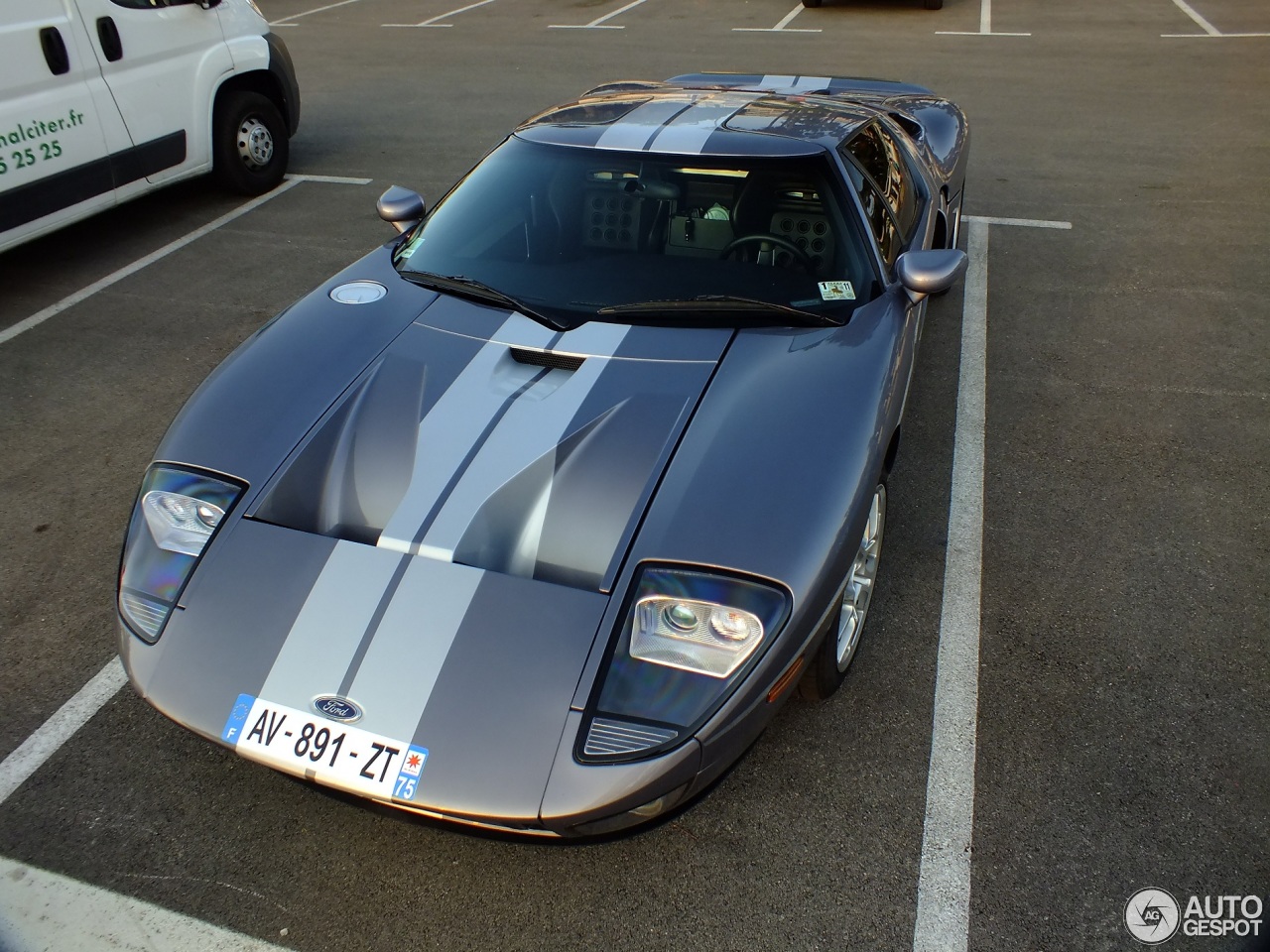 Ford GT