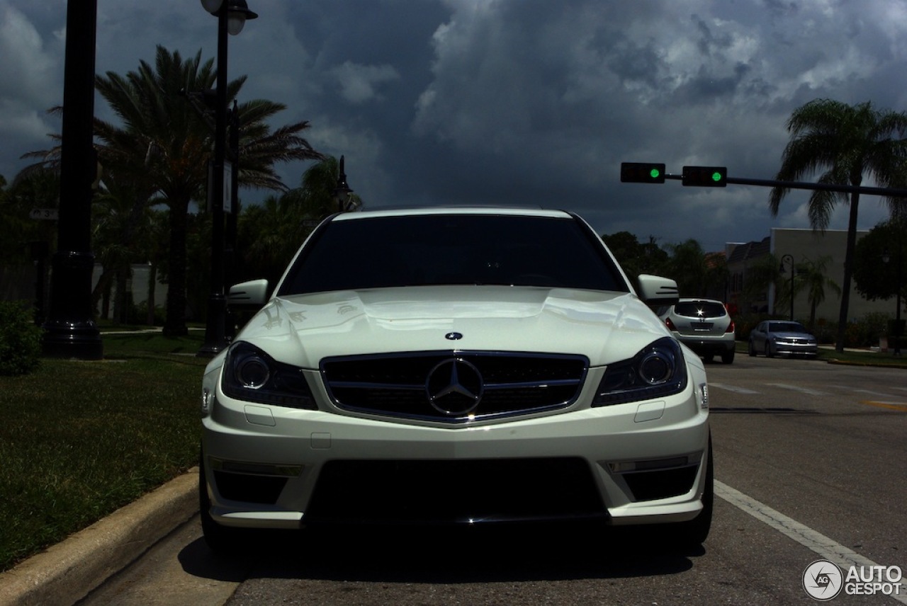 Mercedes-Benz C 63 AMG W204 2012