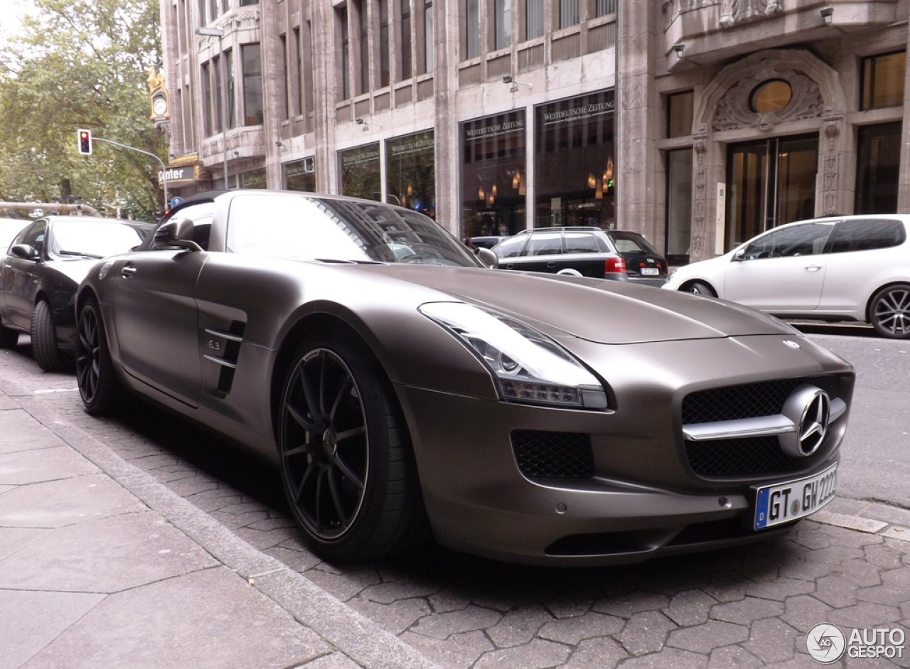 Mercedes-Benz SLS AMG Roadster