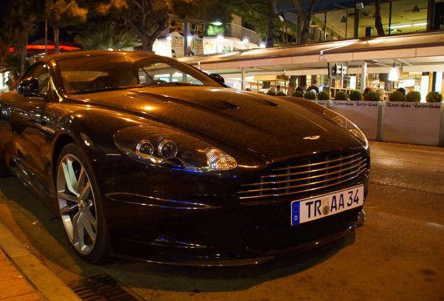 Aston Martin DBS Volante