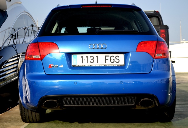 Audi RS4 Avant B7