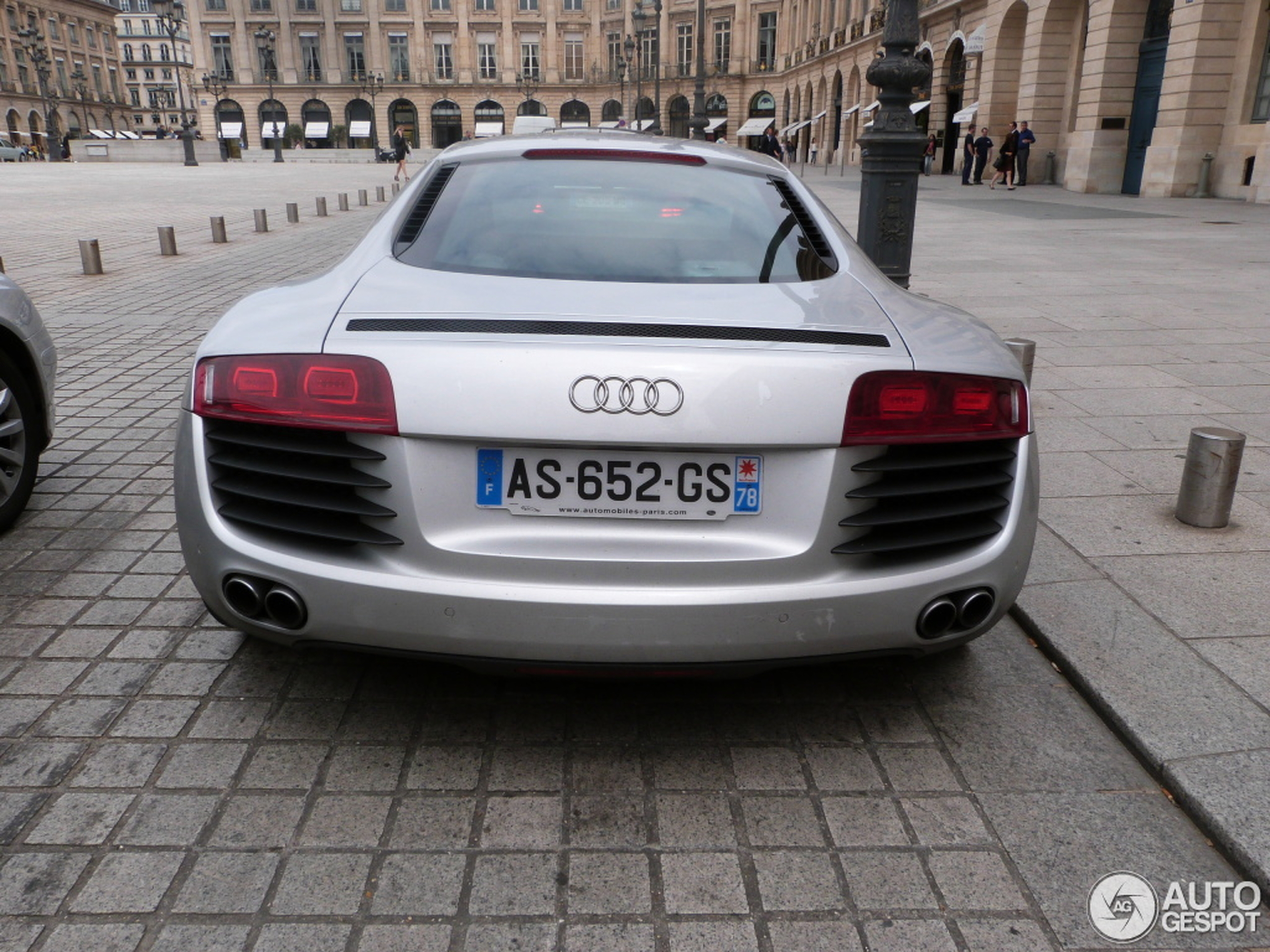 Audi R8