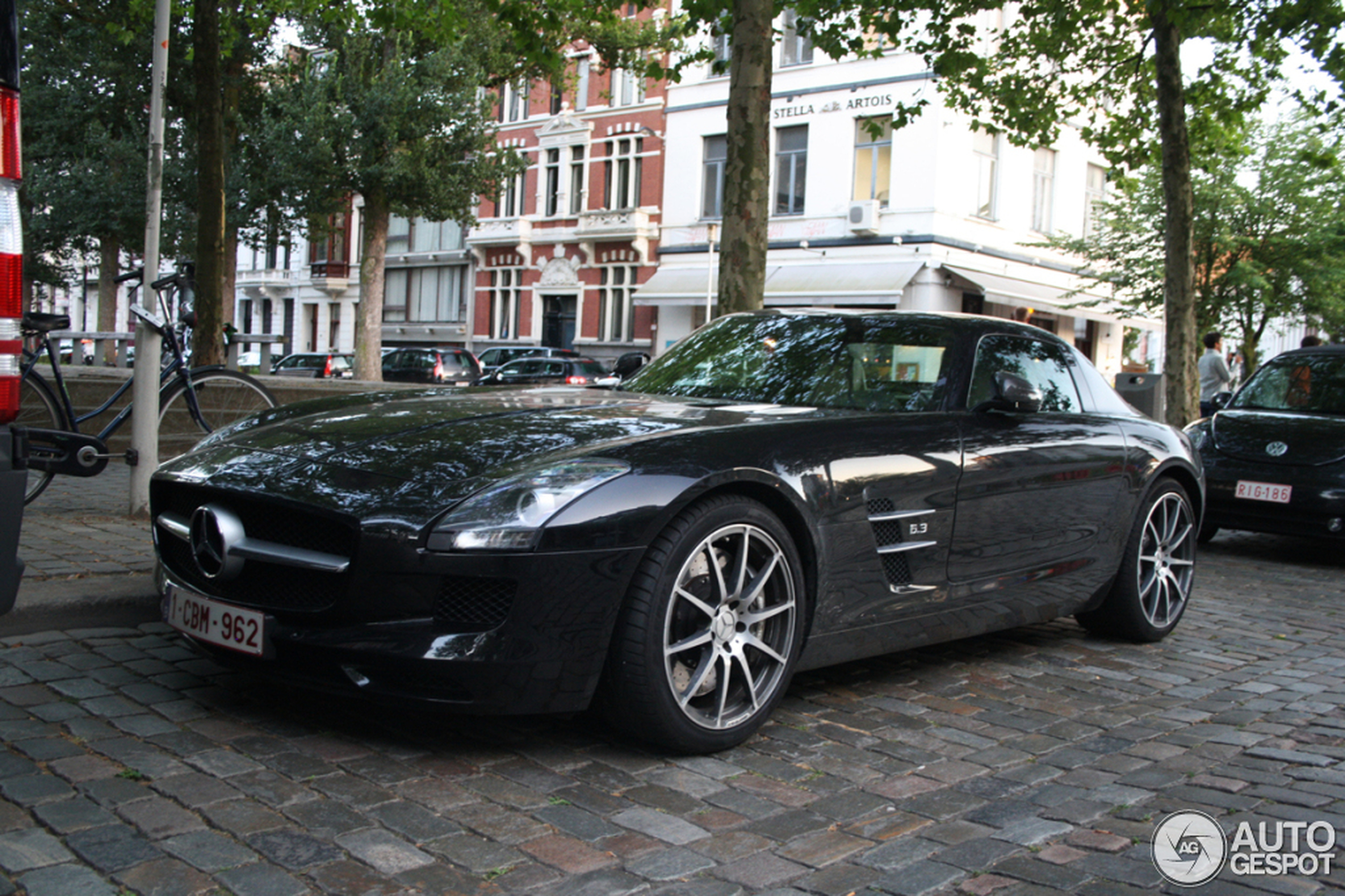 Mercedes-Benz SLS AMG