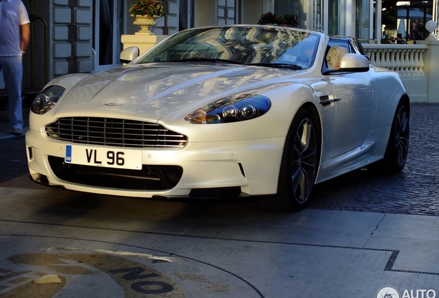 Aston Martin DBS Volante