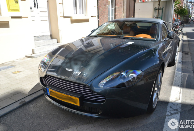 Aston Martin V8 Vantage Roadster