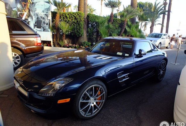 Mercedes-Benz SLS AMG