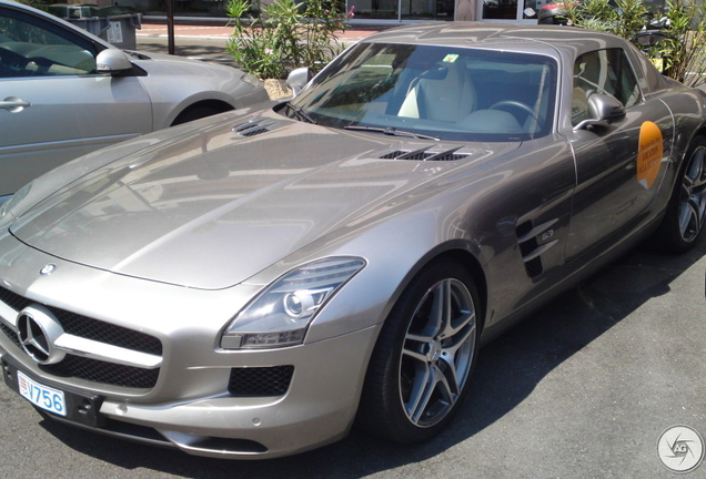 Mercedes-Benz SLS AMG