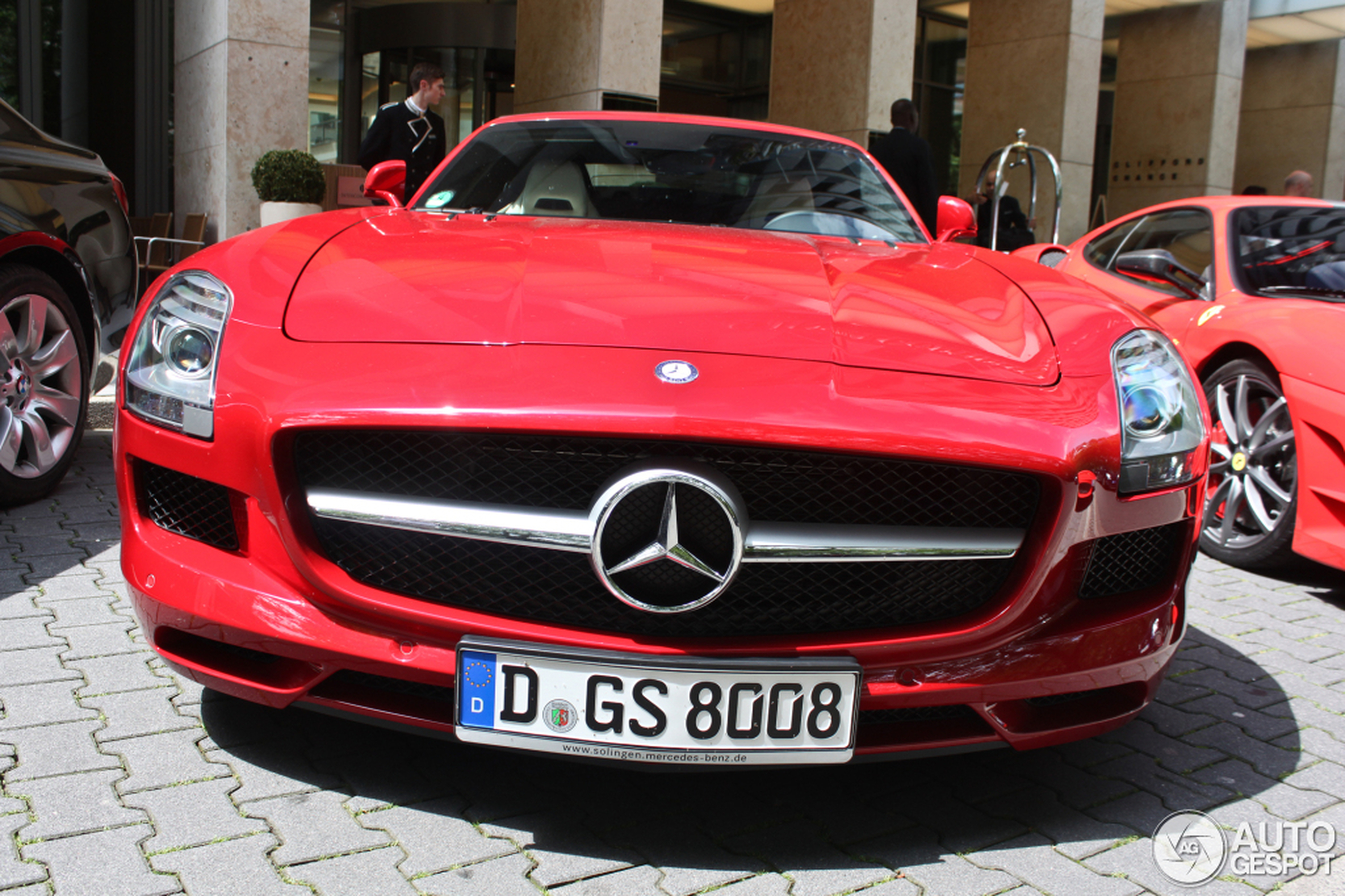 Mercedes-Benz SLS AMG Roadster