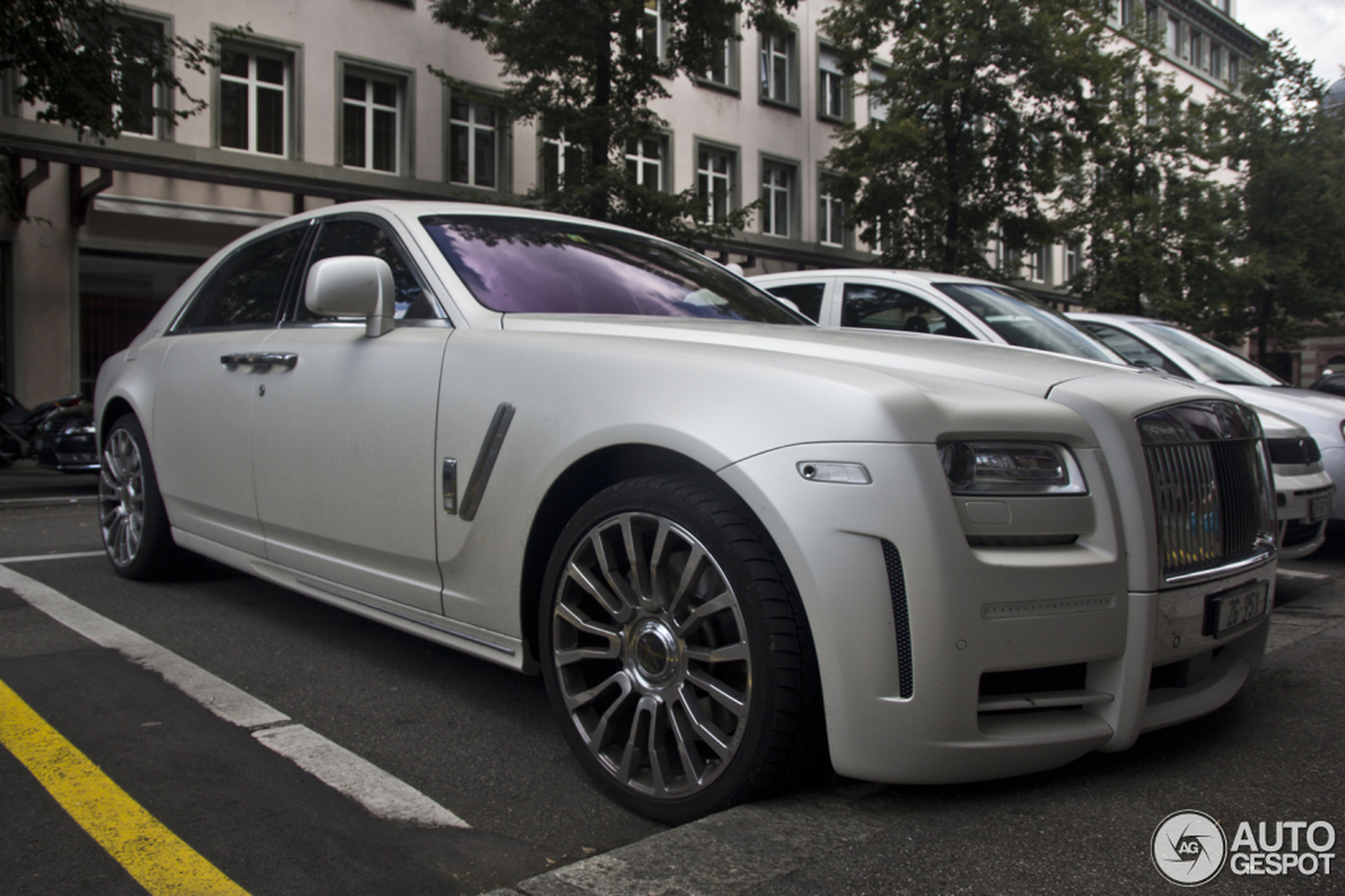 Rolls-Royce Mansory White Ghost Limited