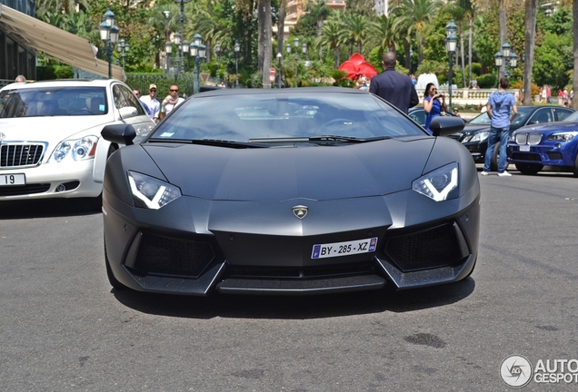 Lamborghini Aventador LP700-4