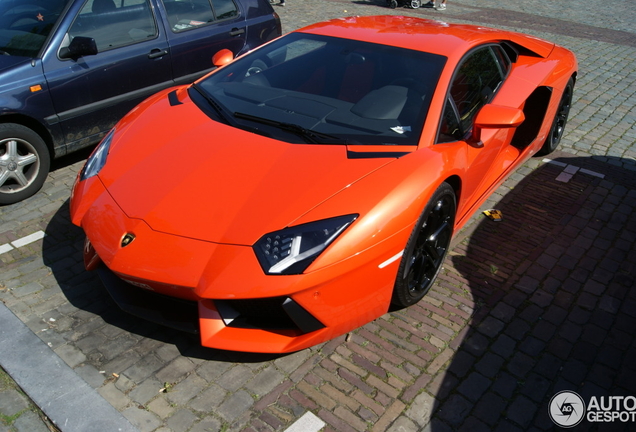 Lamborghini Aventador LP700-4