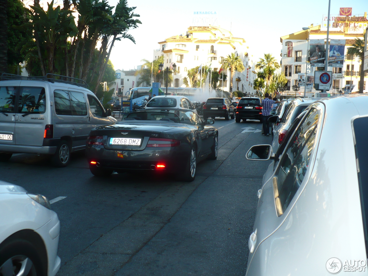 Aston Martin DB9 Volante