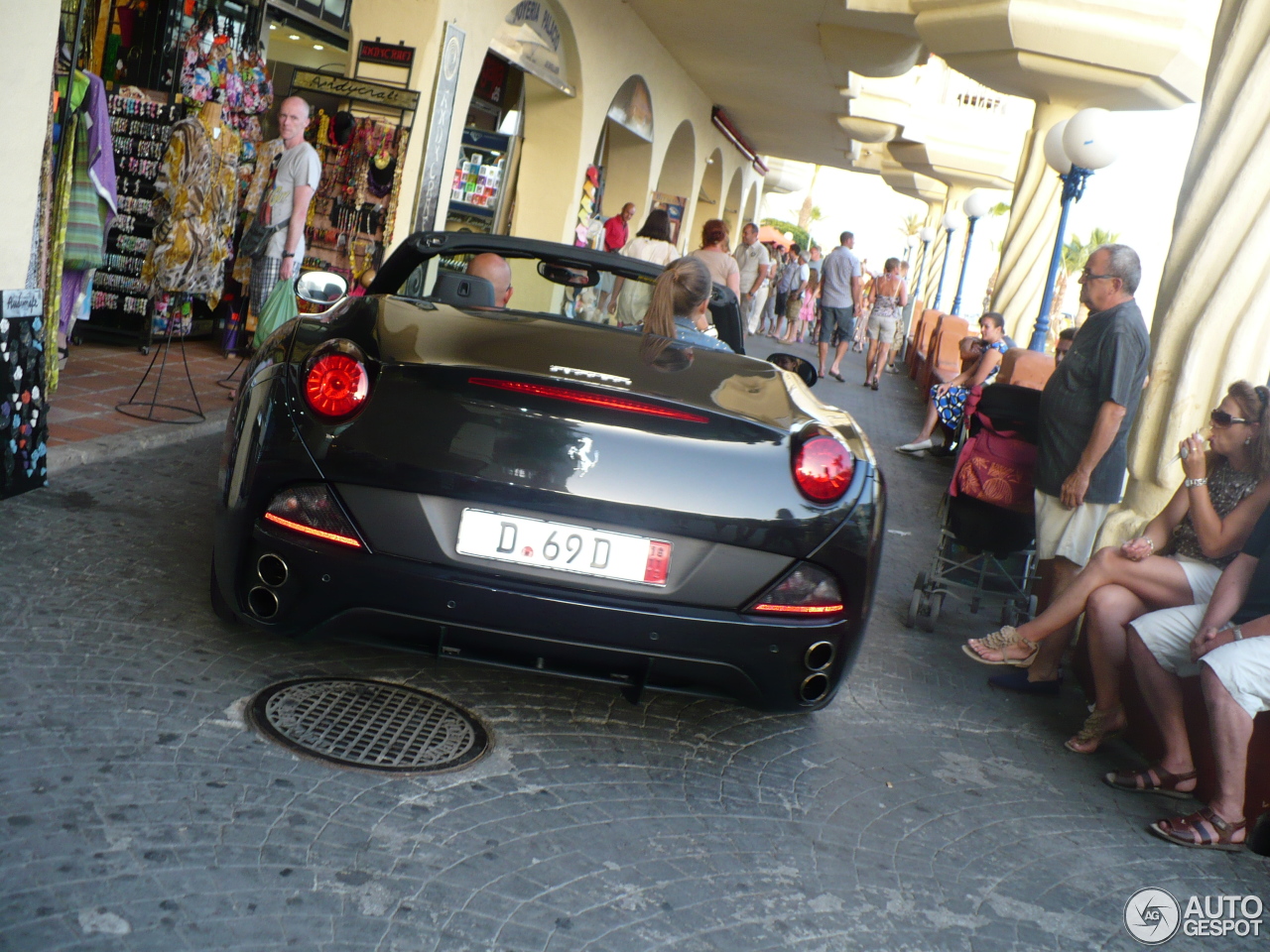 Ferrari California