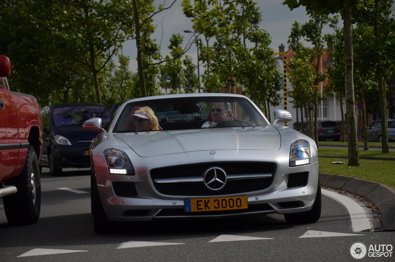 Mercedes-Benz SLS AMG Roadster