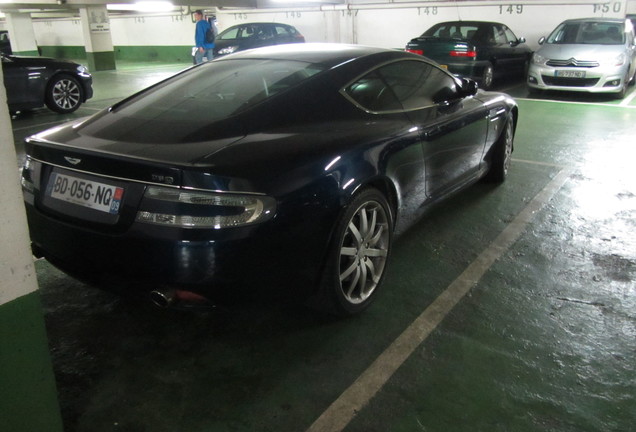 Aston Martin DB9