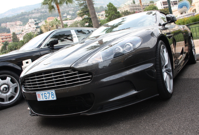 Aston Martin DBS Volante