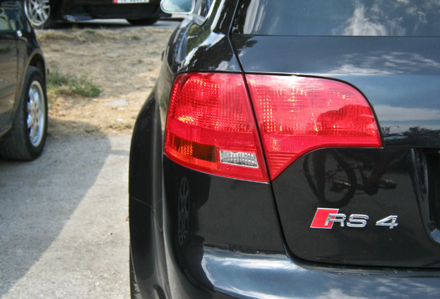 Audi RS4 Avant B7