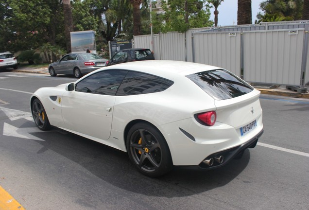 Ferrari FF