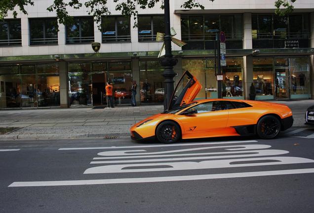 Lamborghini Murciélago LP640