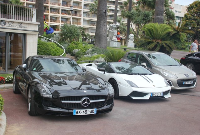 Mercedes-Benz SLS AMG