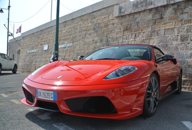 Ferrari Scuderia Spider 16M