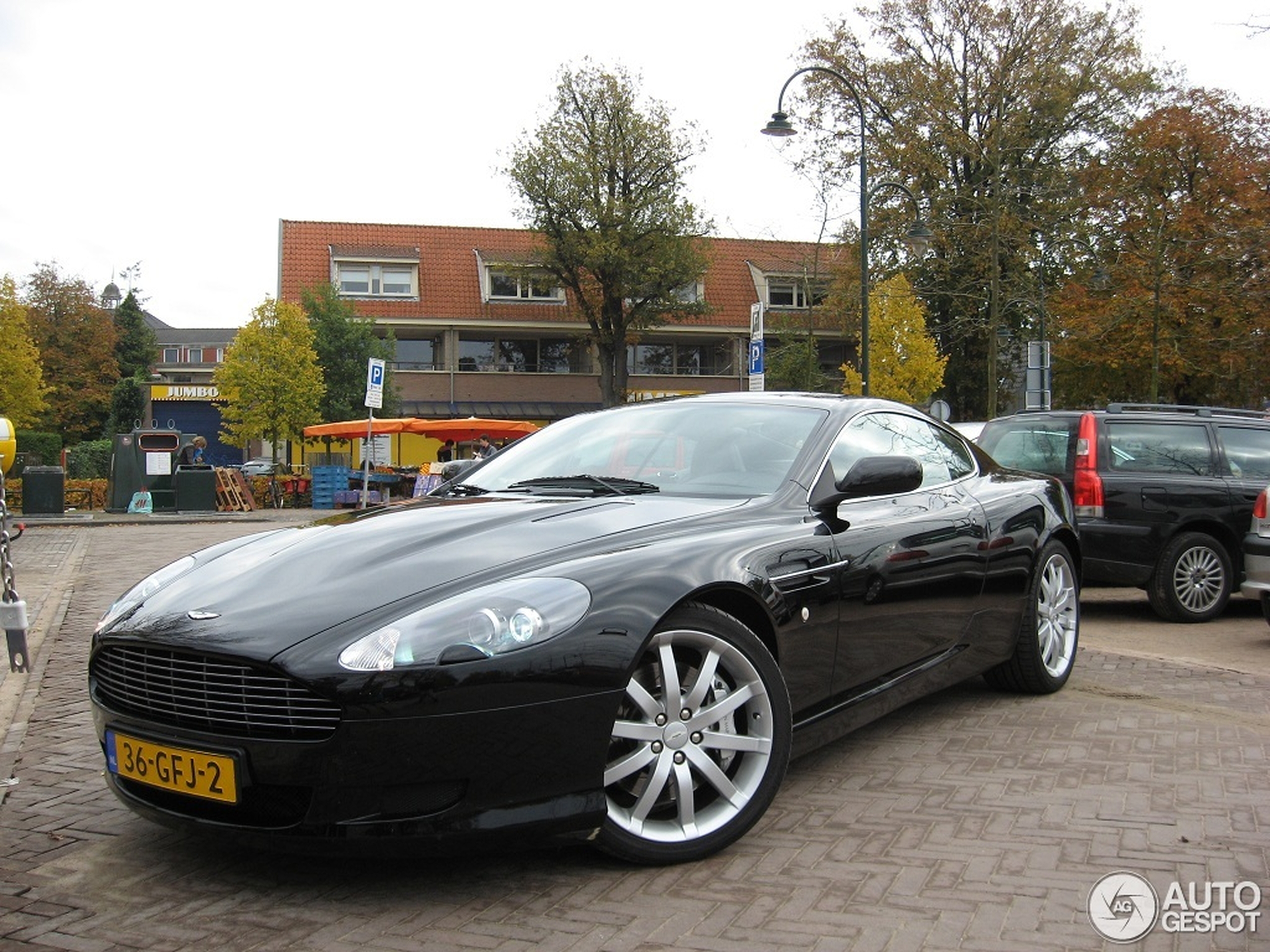 Aston Martin DB9