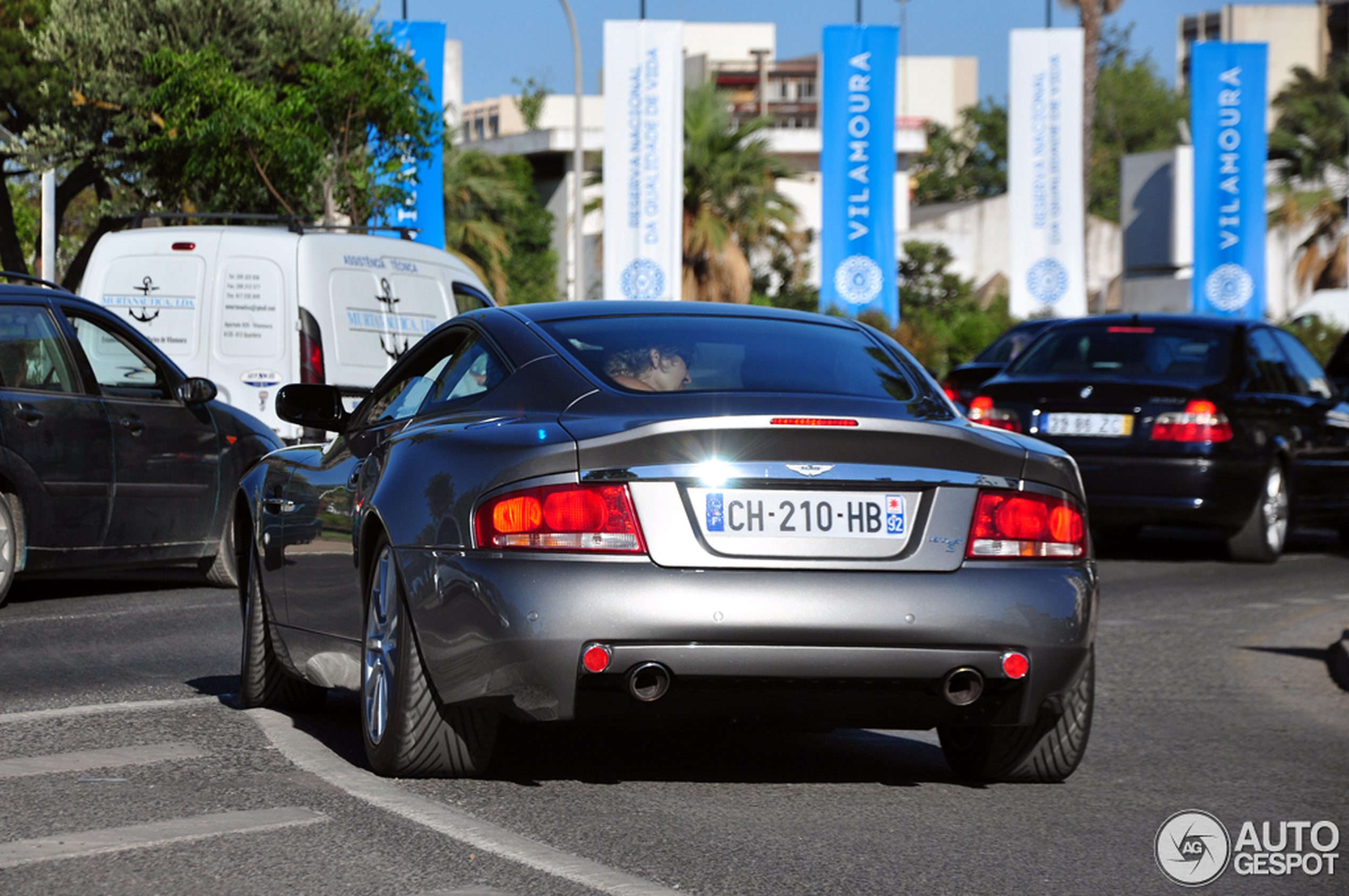 Aston Martin Vanquish S