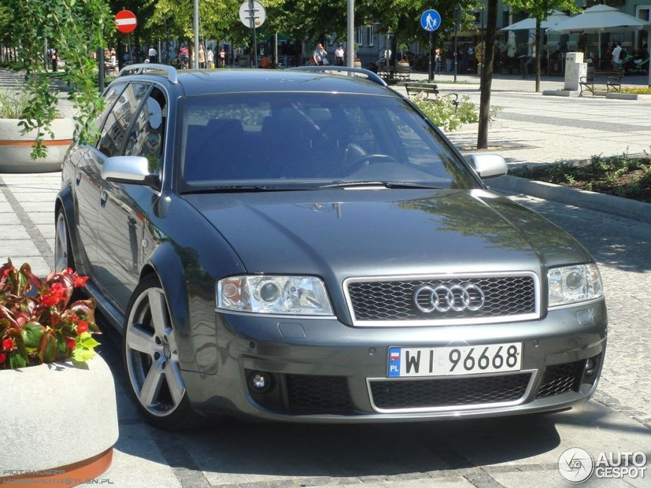 Audi RS6 Avant C5