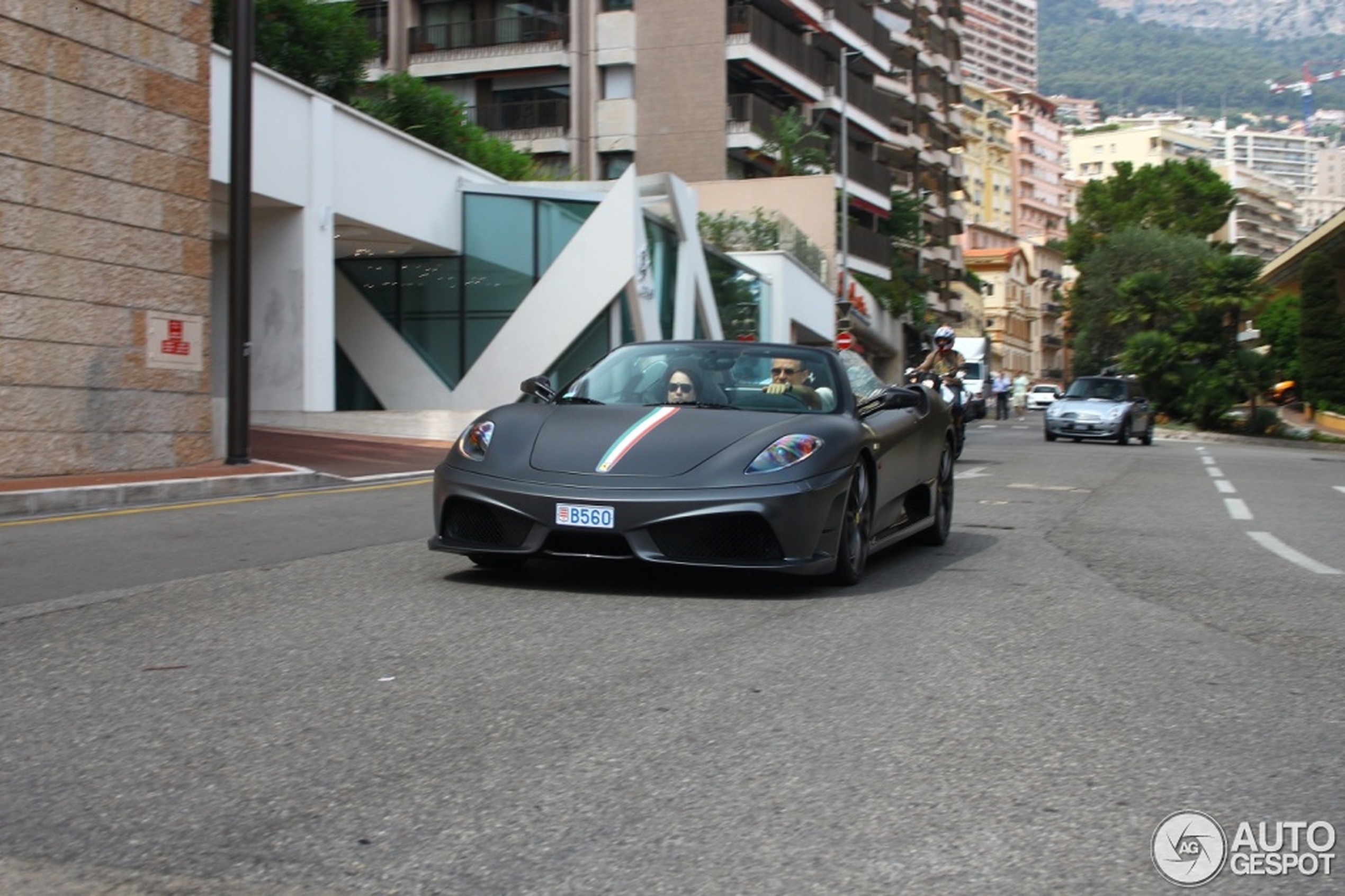 Ferrari Scuderia Spider 16M