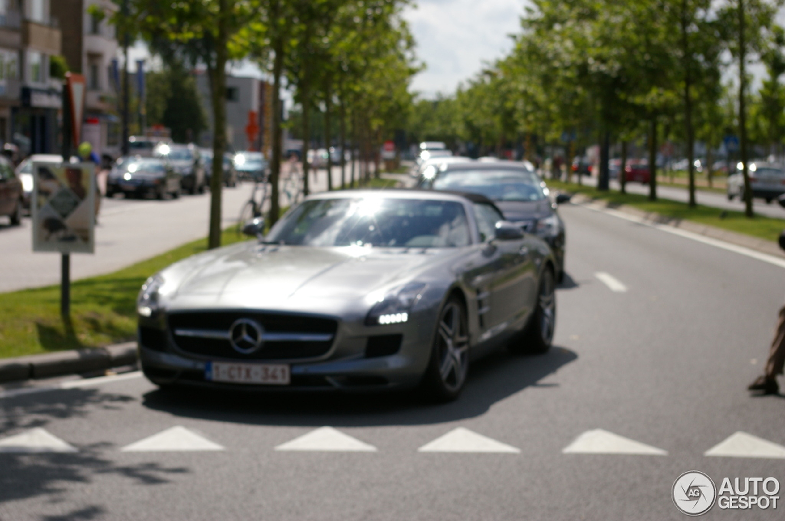 Mercedes-Benz SLS AMG Roadster