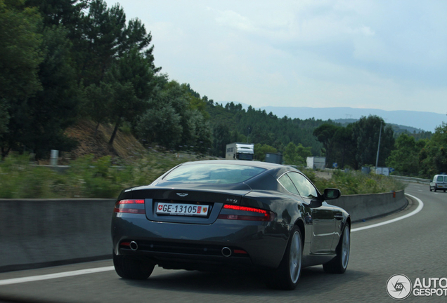 Aston Martin DB9