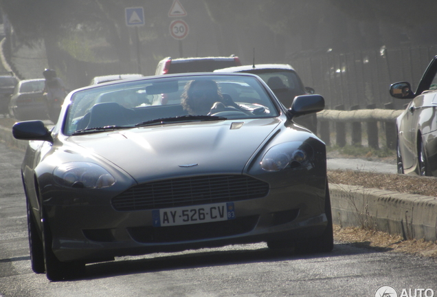 Aston Martin DB9 Volante