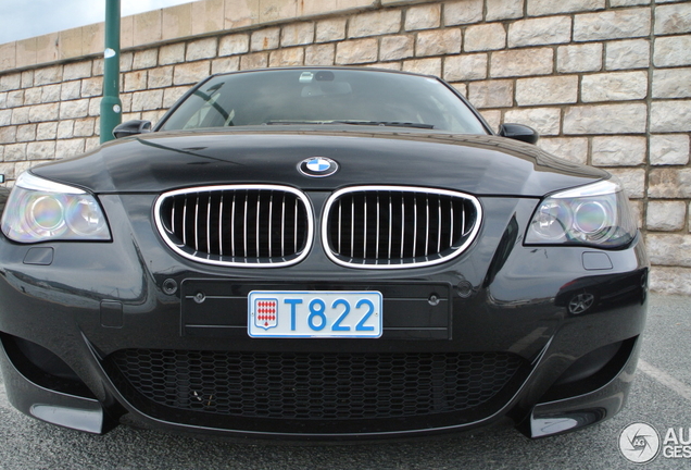 BMW M5 E60 2005