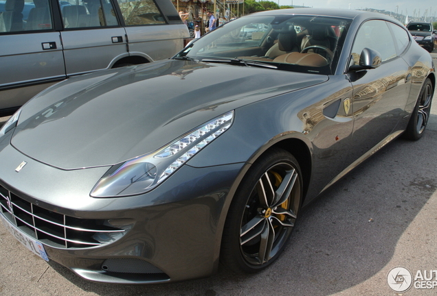 Ferrari FF