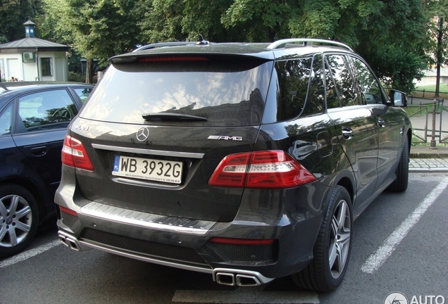 Mercedes-Benz ML 63 AMG W166